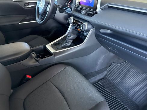 New 2025 Toyota RAV4 XLE image 18