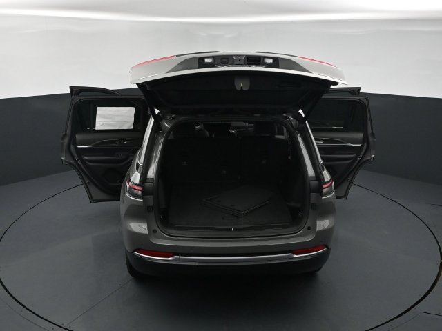 New 2027 Jeep Grand Cherokee Limited AWD/4WD image 29
