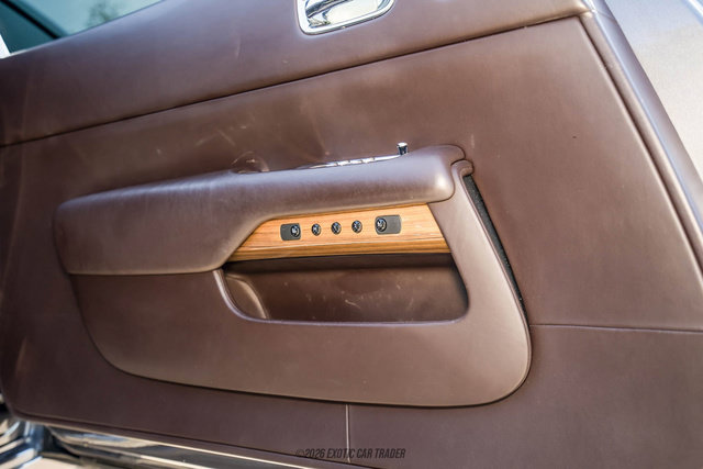 Used 2016 Rolls-Royce Wraith RWD image 23