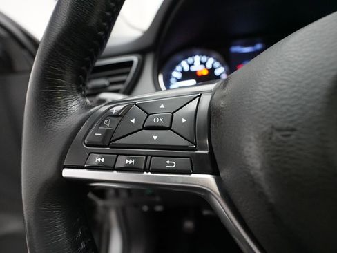 Used 2017 Nissan Rogue Sport SV w/ SV All-Weather Package image 17