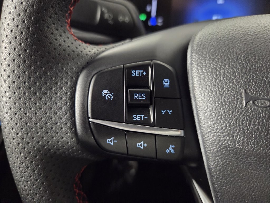 Used 2023 Ford Escape ST-Line w/ Tech Pack #1 FWD image 18