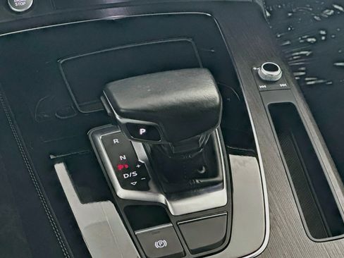 Used 2023 Audi Q5 2.0T Premium Plus w/ Premium Plus Package AWD/4WD image 7