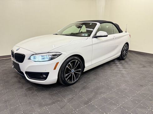 Used 2020 BMW 230i xDrive Convertible w/ Convenience Package AWD/4WD image 18