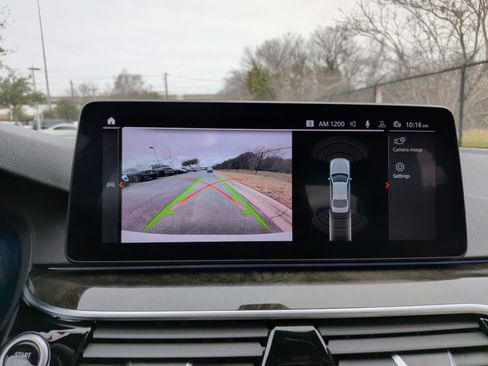 Used 2021 BMW 530i image 17