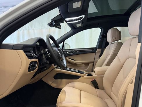 New 2026 Porsche Macan S AWD/4WD image 5