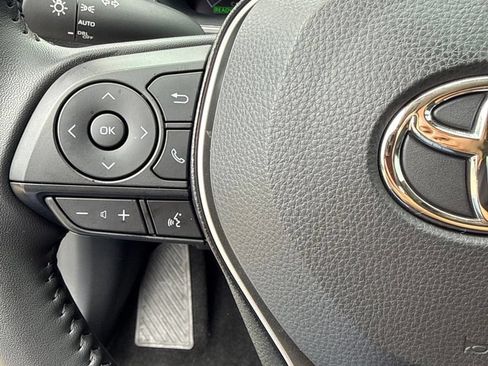 Used 2026 Toyota Corolla XLE FWD image 10