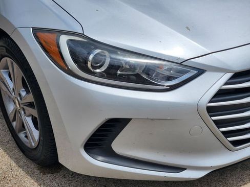 Used 2018 Hyundai Elantra SEL FWD image 9