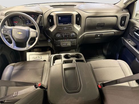 Used 2025 Chevrolet Silverado 2500 Custom w/ Custom Value Package image 19