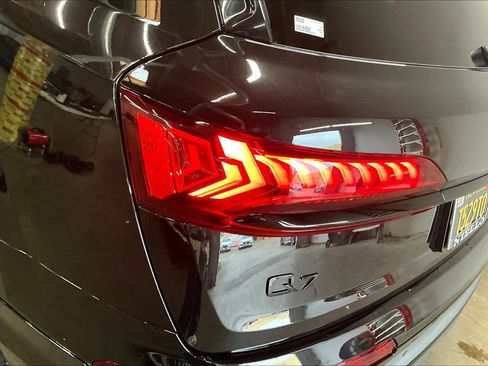 Used 2022 Audi Q7 3.0T Prestige image 31