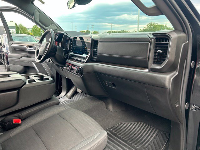 Used 2026 Chevrolet Silverado 1500 RST AWD/4WD image 29