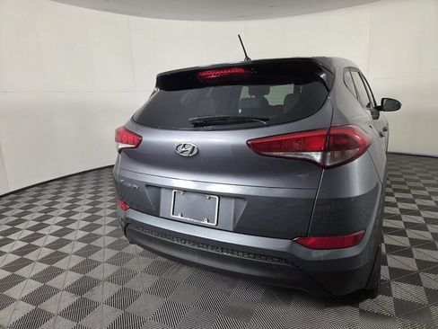 Used 2018 Hyundai Tucson SE w/ Cargo Package FWD image 6