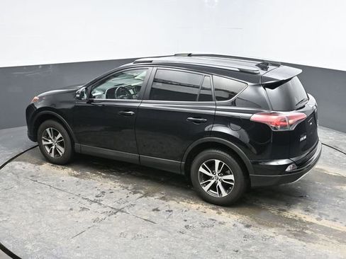 Used 2018 Toyota RAV4 XLE image 24