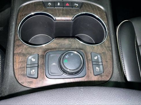 Used 2023 GMC Acadia Denali FWD image 29