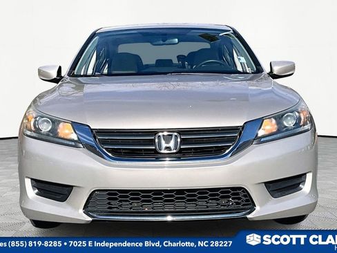 Used 2015 Honda Accord LX image 2