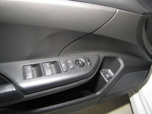 Used 2019 Honda Civic Sport image 11