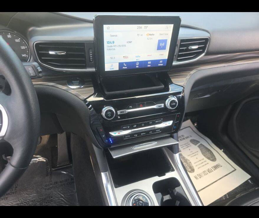 Used 2024 Ford Explorer Limited AWD/4WD image 5