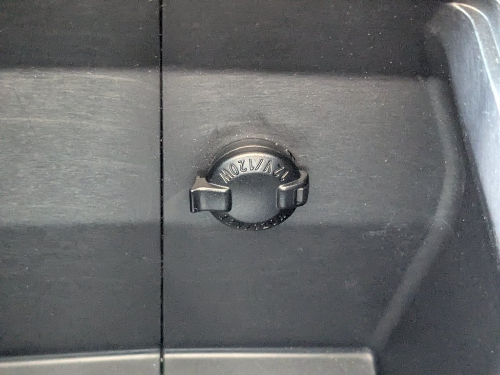 Used 2024 Toyota Highlander XLE FWD image 28