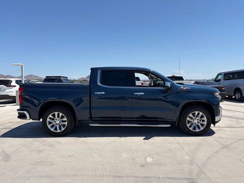 Used 2021 Chevrolet Silverado 1500 LTZ w/ LTZ Premium Package AWD/4WD image 3