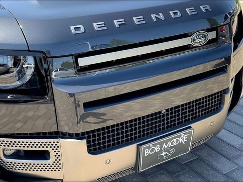 Used 2021 Land Rover Defender 110 X-Dynamic HSE AWD/4WD image 30