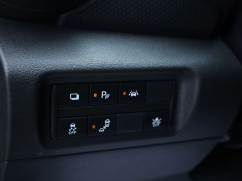 Used 2025 Nissan Kicks Play S image 22