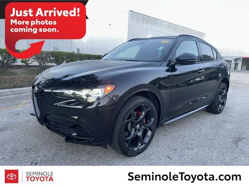Used 2024 Alfa Romeo Stelvio Veloce image 1