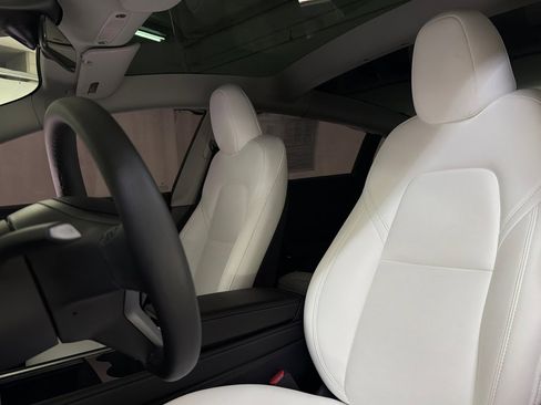 Used 2023 Tesla Model 3 Performance AWD/4WD image 4