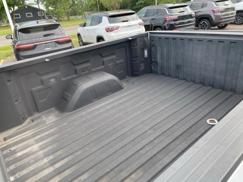 Used 2019 Chevrolet Silverado 1500 RST w/ All-Star Edition AWD/4WD image 13