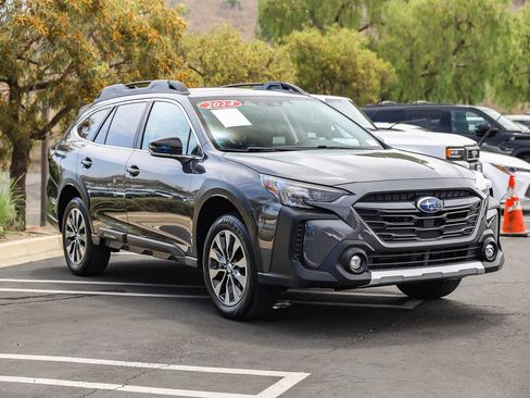 Used 2024 Subaru Outback Limited AWD/4WD image 3