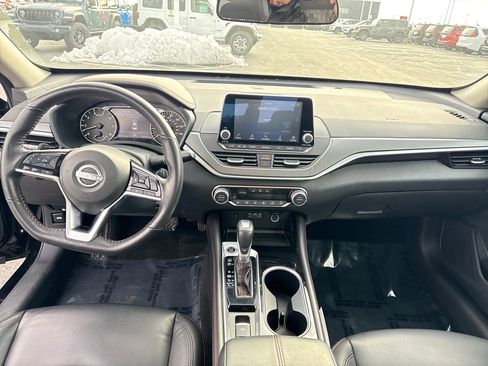 Used 2024 Nissan Altima 2.5 SR image 15