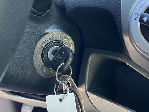 Used 2013 Toyota Tacoma 4x4 Double Cab w/ SR5 Pkg image 27