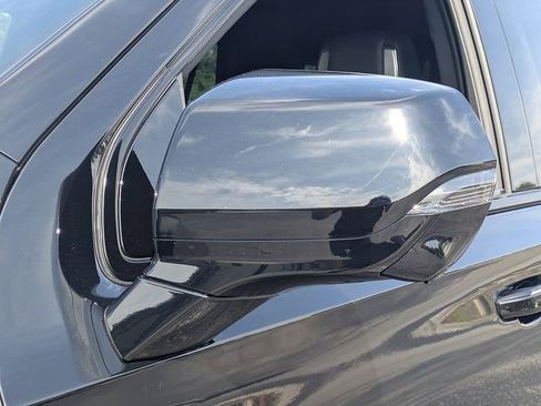 Certified 2025 Cadillac Escalade Sport Platinum w/ LPO, Floor Liner Package AWD/4WD image 12