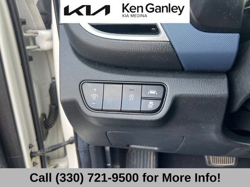 Used 2021 Kia Seltos S AWD/4WD image 29