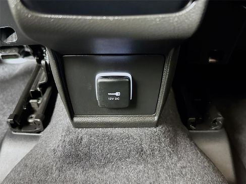 Used 2025 Jeep Compass Limited AWD/4WD image 25