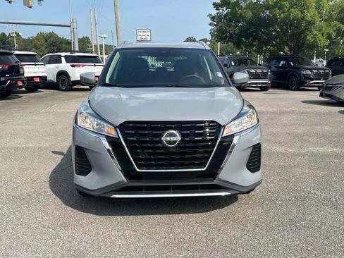 Used 2023 Nissan Kicks SV FWD image 10