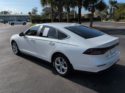 Certified 2023 Honda Accord LX image 3