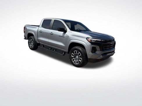 Used 2023 Chevrolet Colorado Z71 w/ Z71 Convenience Package 2 AWD/4WD image 12