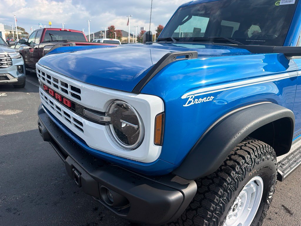 New 2026 Ford Bronco Heritage Edition AWD/4WD image 14