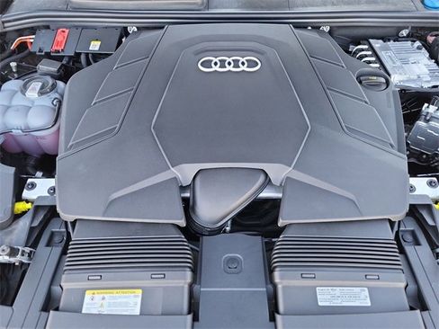 New 2025 Audi Q8 Premium Plus image 21