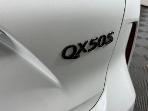 Used 2023 INFINITI QX50 Sport FWD image 6