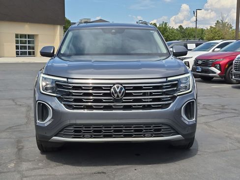 Used 2024 Volkswagen Atlas SEL AWD/4WD image 11