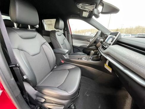 New 2026 Jeep Compass Latitude image 27