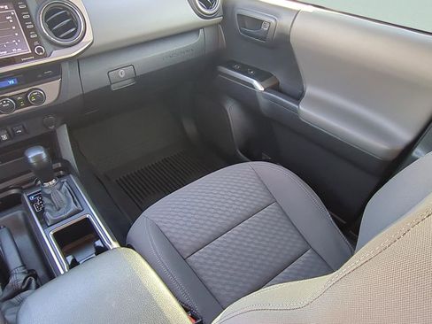 Used 2023 Toyota Tacoma SR5 w/ Technology Package image 16