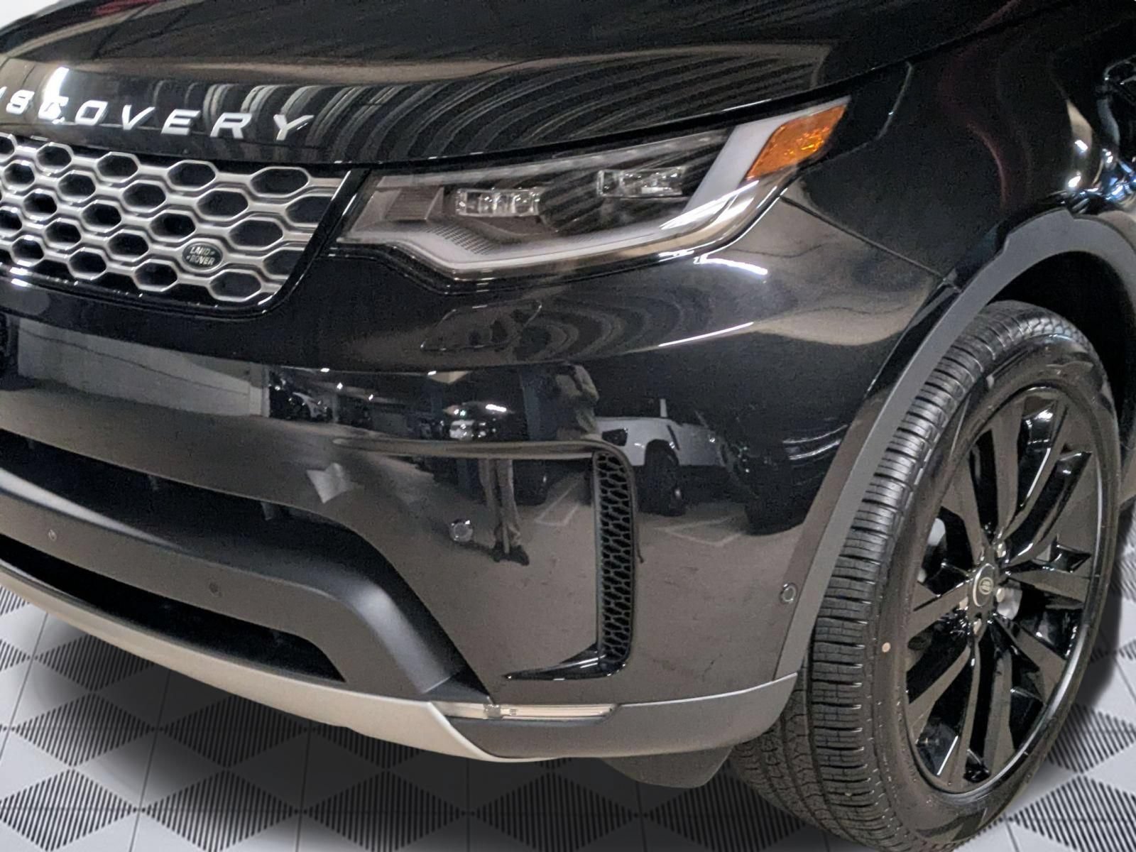 New 2026 Land Rover Discovery S AWD/4WD image 10