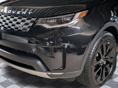 New 2026 Land Rover Discovery S AWD/4WD image 10