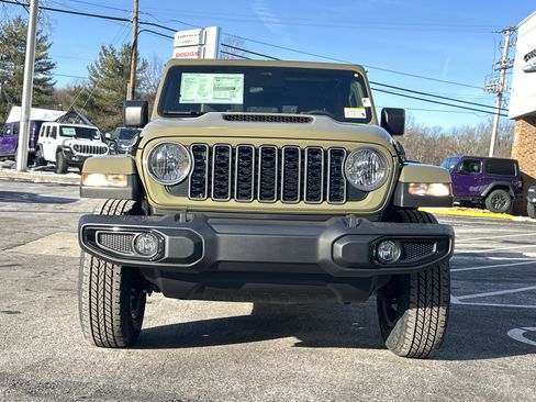 New 2026 Jeep Gladiator Sport image 21
