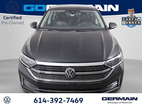 Used 2024 Volkswagen Jetta SEL image 3