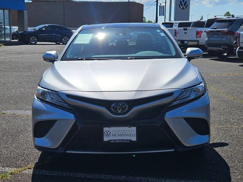 Used 2019 Toyota Camry XSE FWD image 8