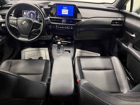 Certified 2025 Lexus UX 300h FWD image 14