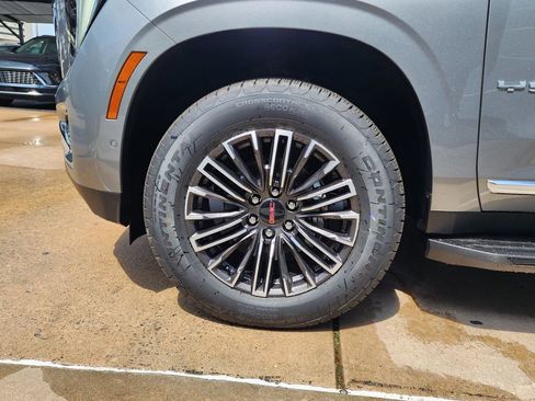 New 2026 GMC Yukon Elevation w/ Elevation Premium Package AWD/4WD image 63