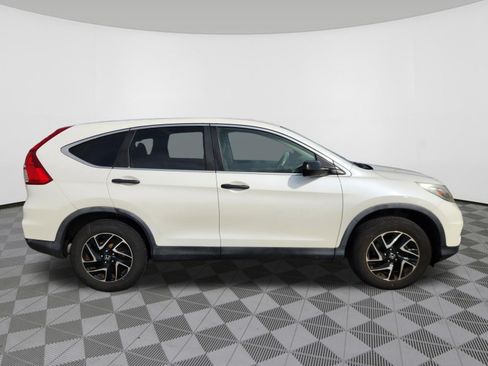 Used 2016 Honda CR-V SE image 6